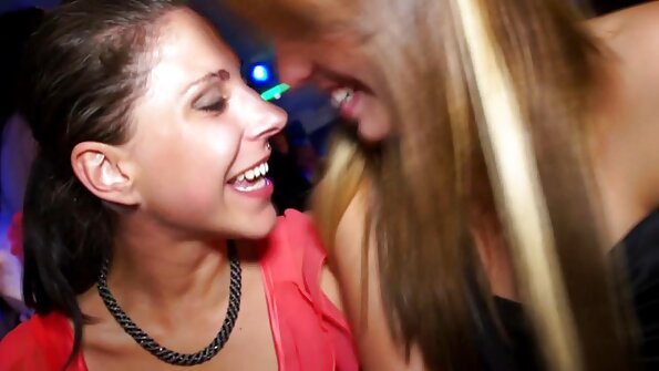 Mooie gratis porno online kijken dame neukt haar pianoleraar