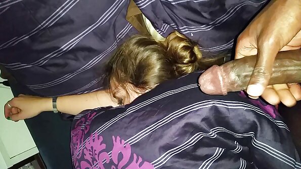Bella Rolland gratis porno movies en Ellie Eilish worden om de beurt geneukt